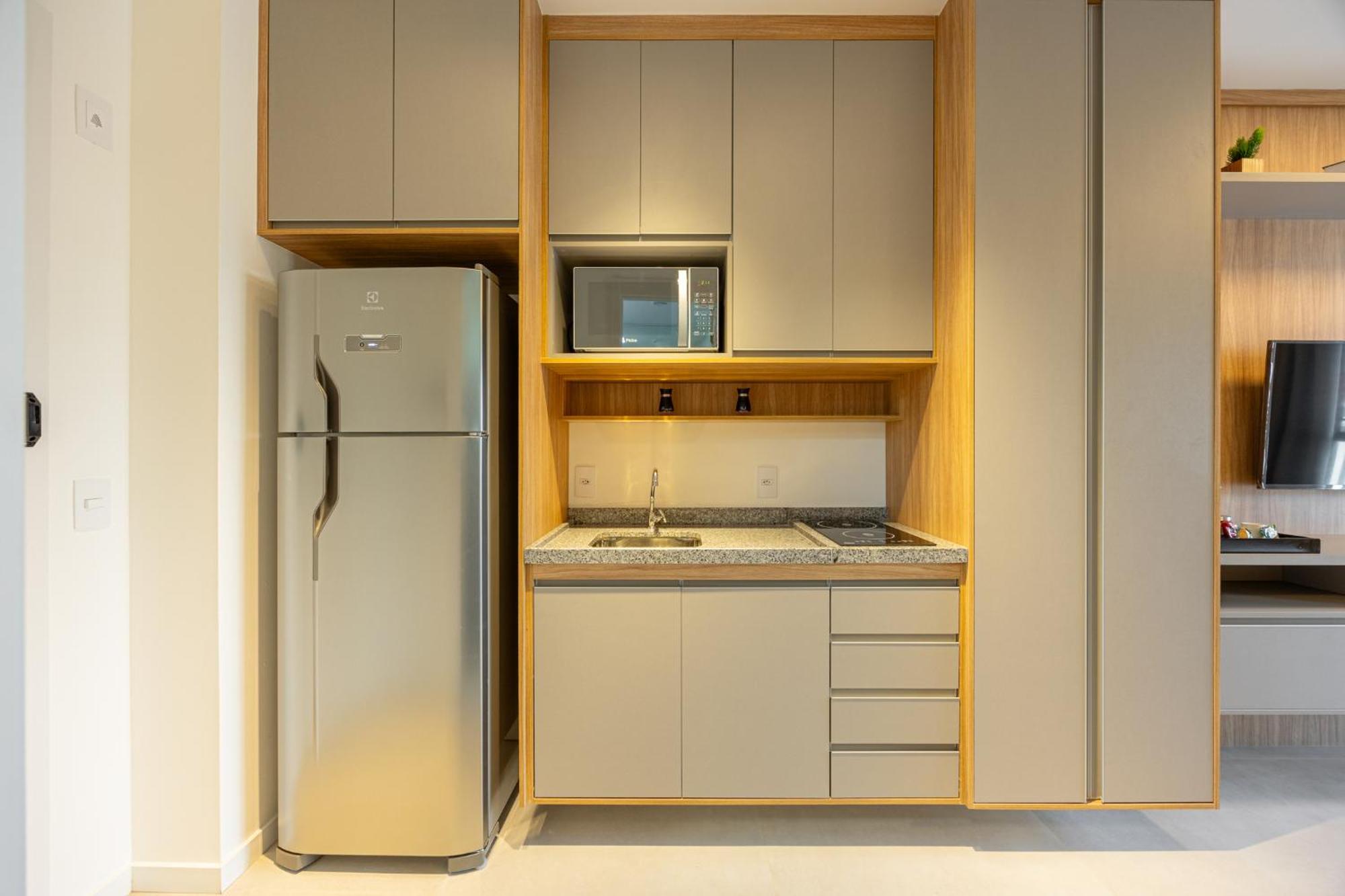 Easy Star - Belo Com Varanda Na Sumare. - Nm03i Apartment